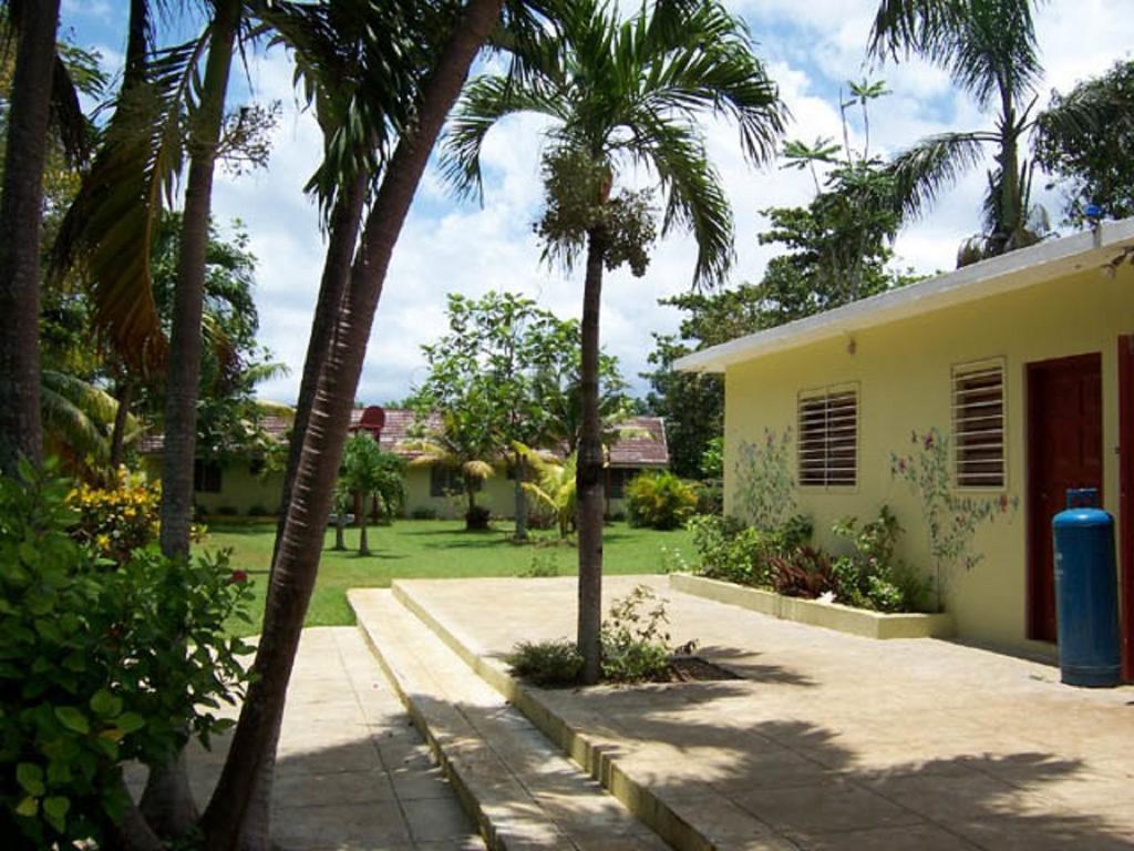 Yellow Bird Sea Negril Exterior foto